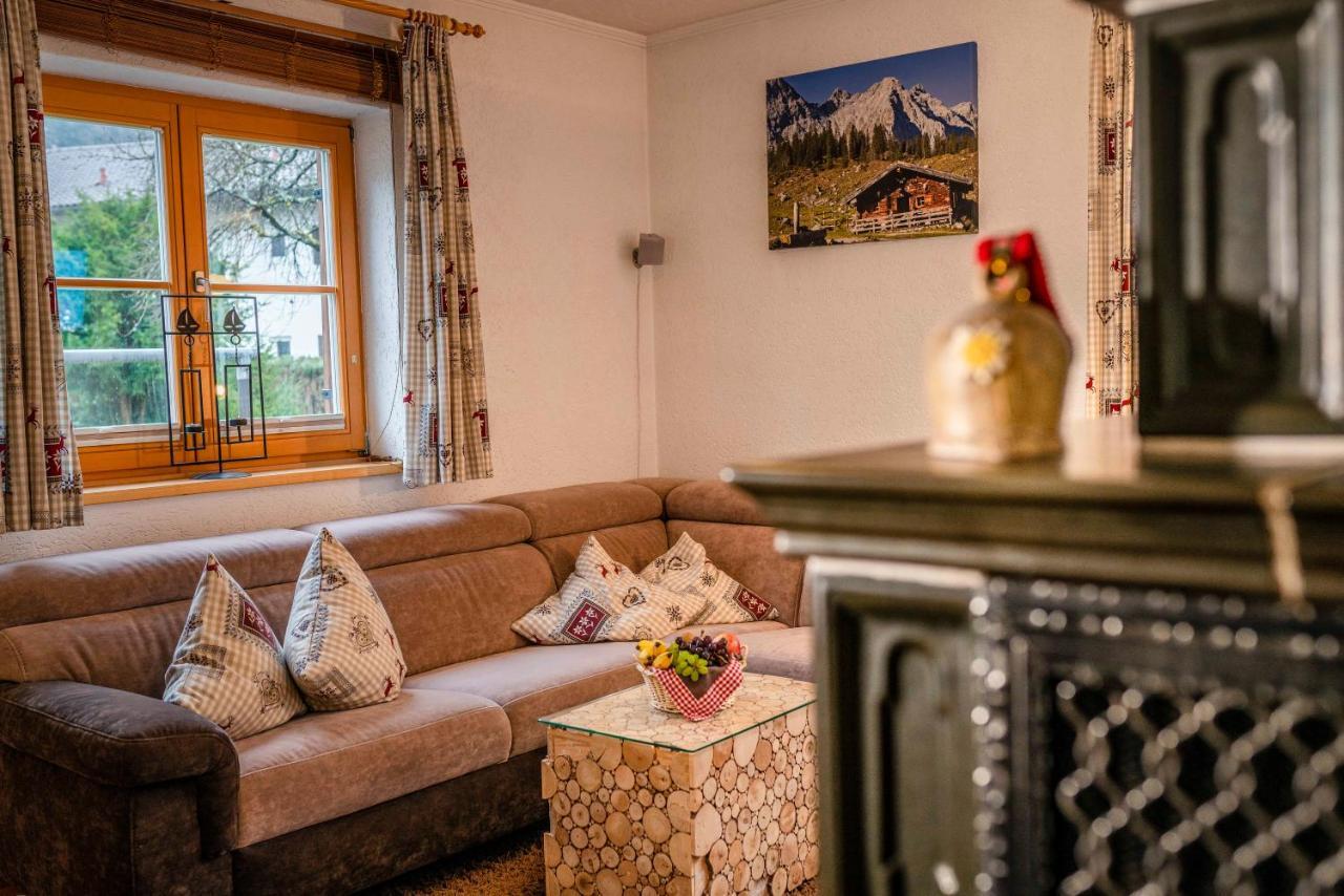 Ferienwohnung Woernerblick Mittenwald Bagian luar foto