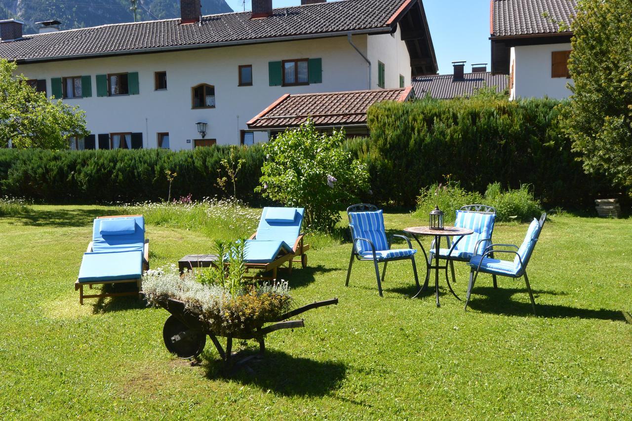 Ferienwohnung Woernerblick Mittenwald Bagian luar foto