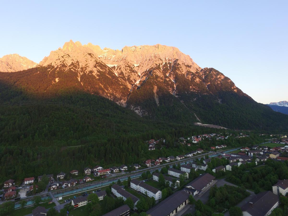 Ferienwohnung Woernerblick Mittenwald Bagian luar foto